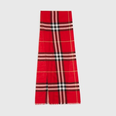 burberry scarf red