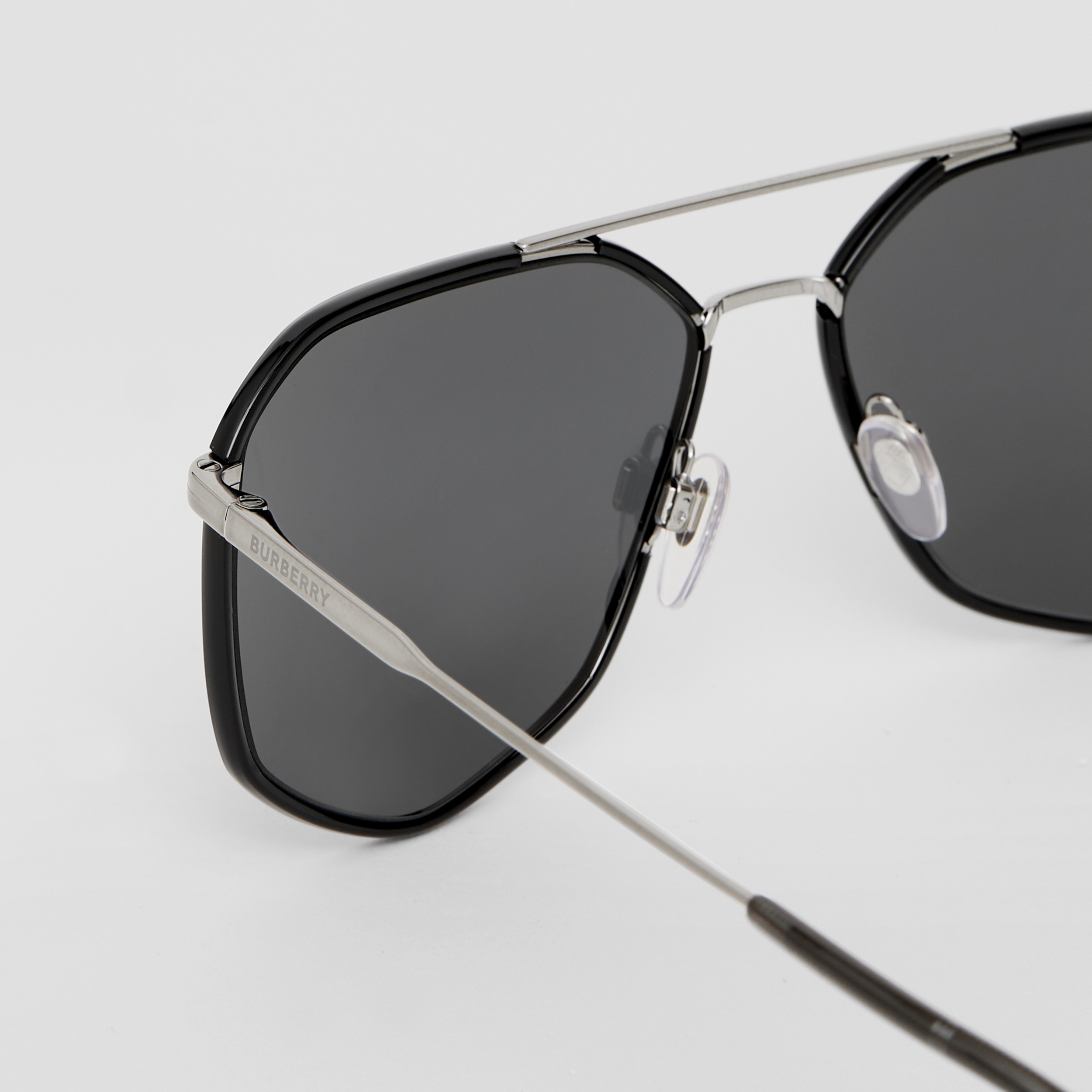 Geometric Frame Sunglasses in Black - Men | Burberry® Official - 2