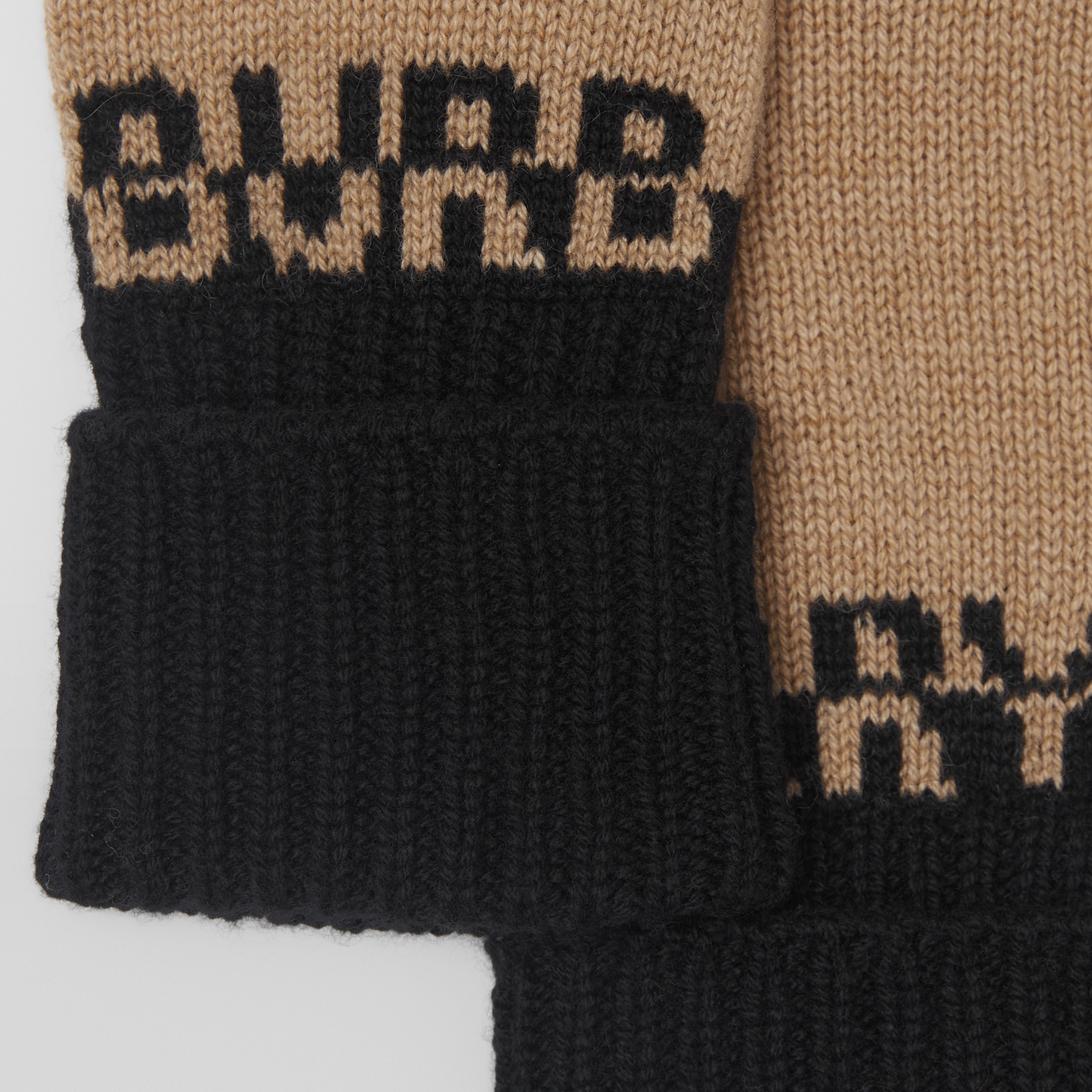 Logo Intarsia Two-tone Cashmere Gloves in Archive Beige/black ...