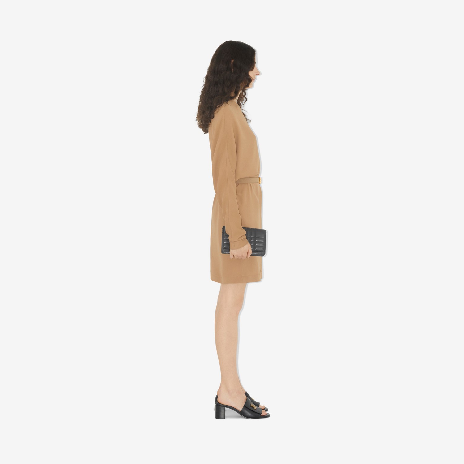 Langarmkleid aus Seiden-Cady mit Monogrammmotiv (Camelfarben) - Damen | Burberry®