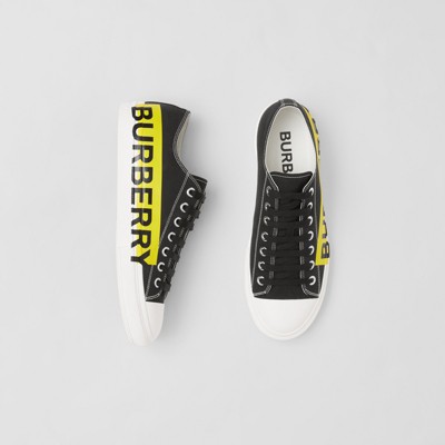 converse motif burberry