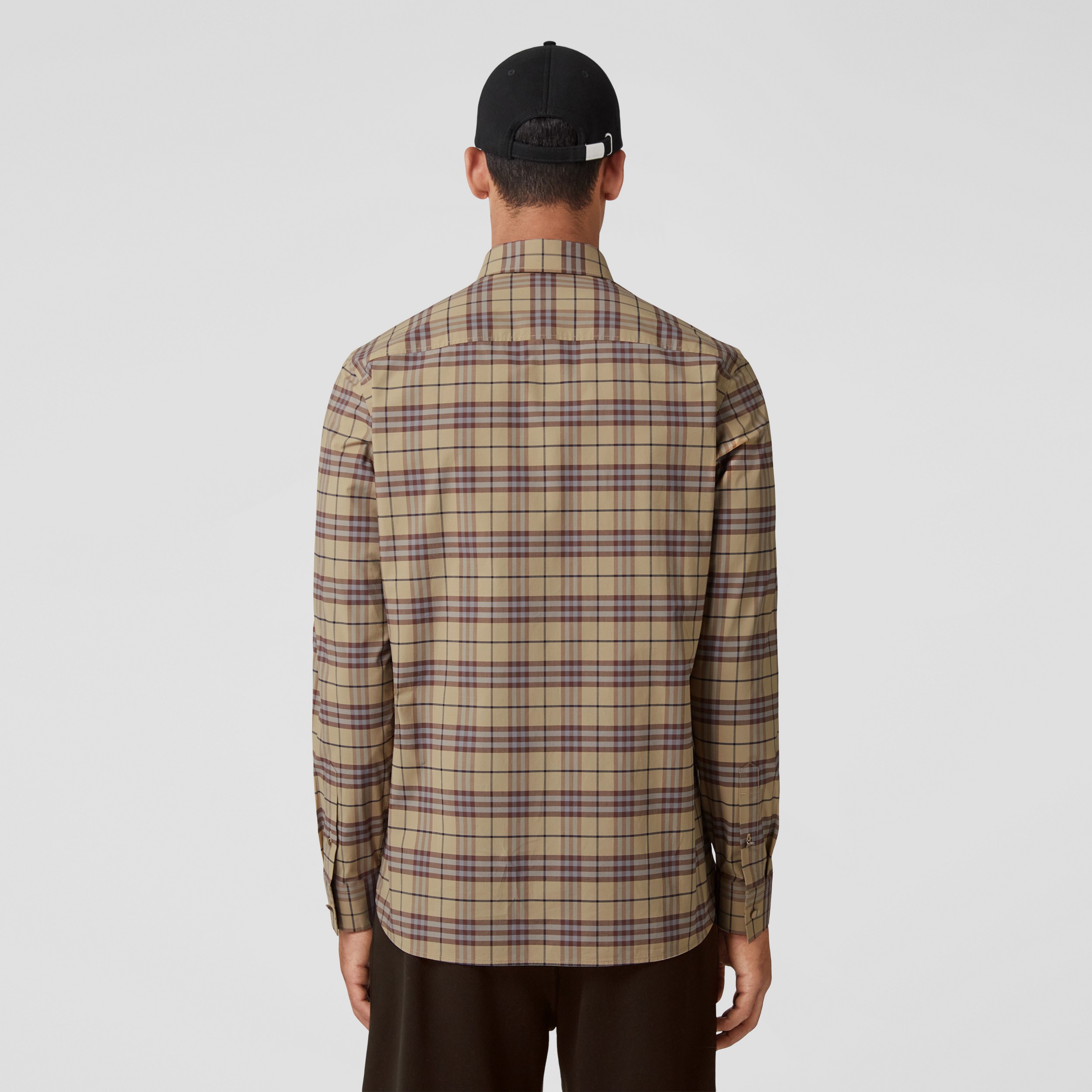 Camisa de algodão corte slim e stretch com estampa xadrez (Bege Amêndoa) - Homens | Burberry® oficial - 3