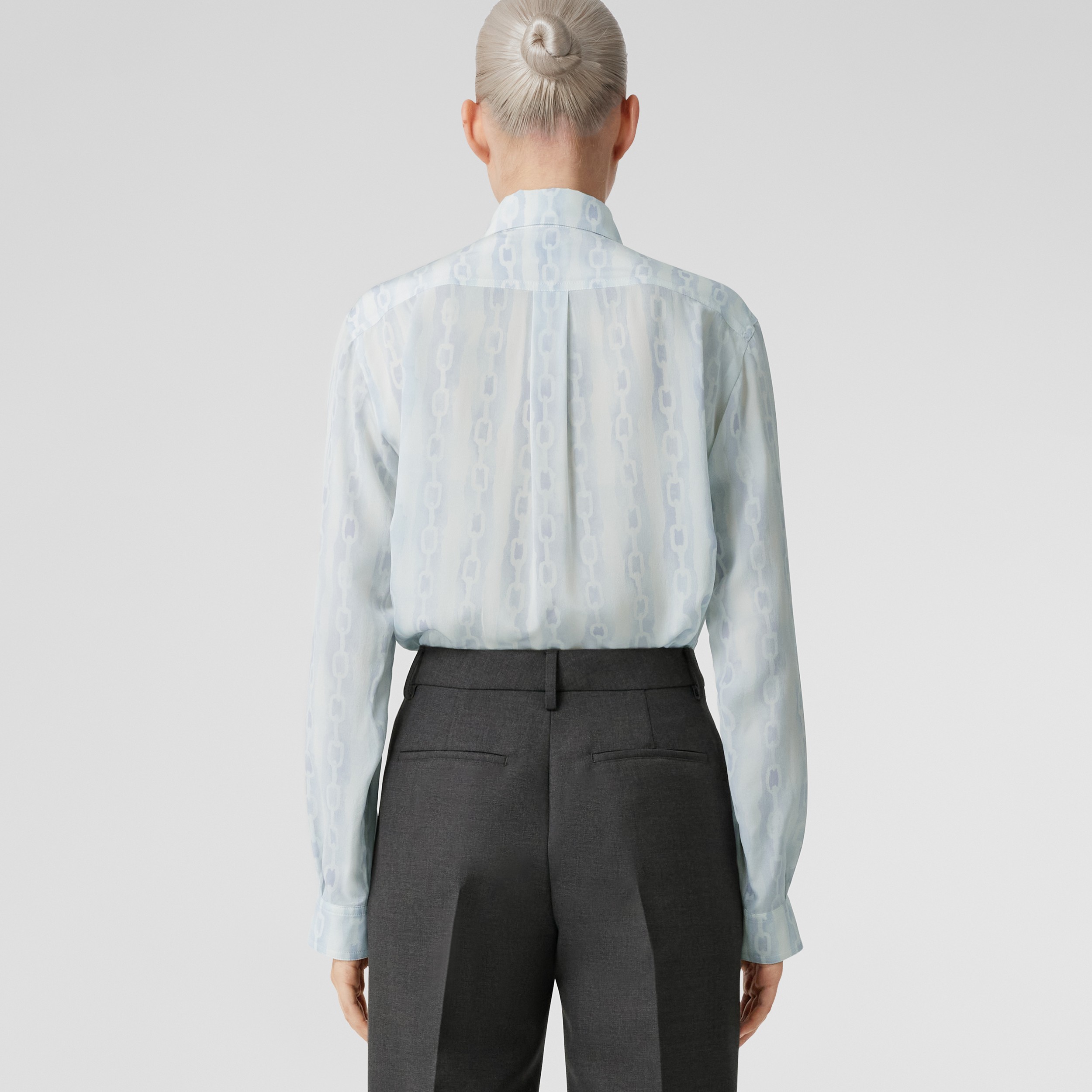 Chemise oversize à col boutonné en soie avec imprimé chaîne (Blanc) - Femme | Site officiel Burberry® - 3