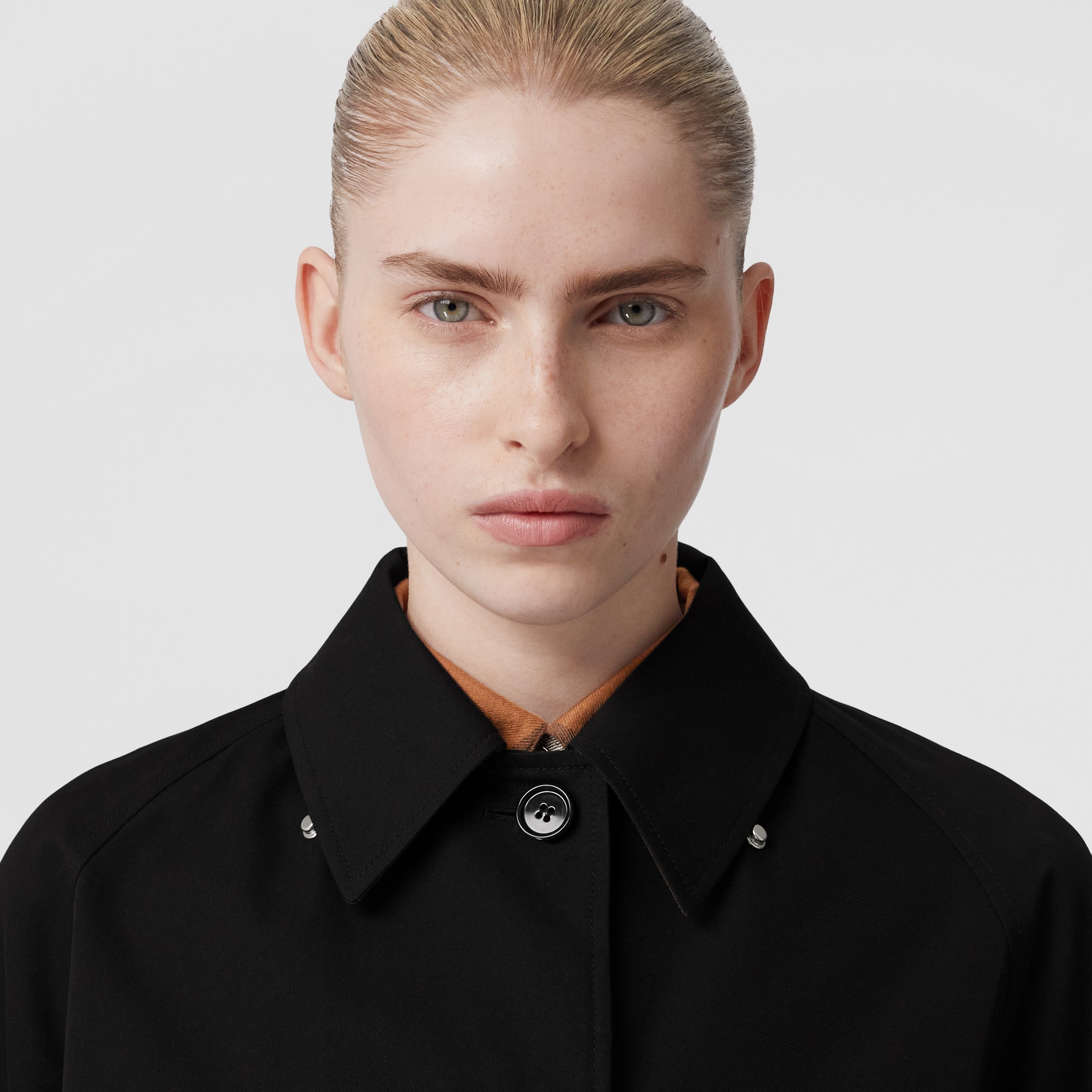 Detachable Hood Cotton Gabardine Car Coat in Black - Women | Burberry ...