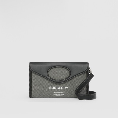 ホースフェリープリント キャンバス フォールドオーバー ポケットバッグ (ブラック／グレー) - メンズ | Burberry®公式サイト
