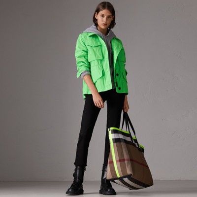 burberry neon bag