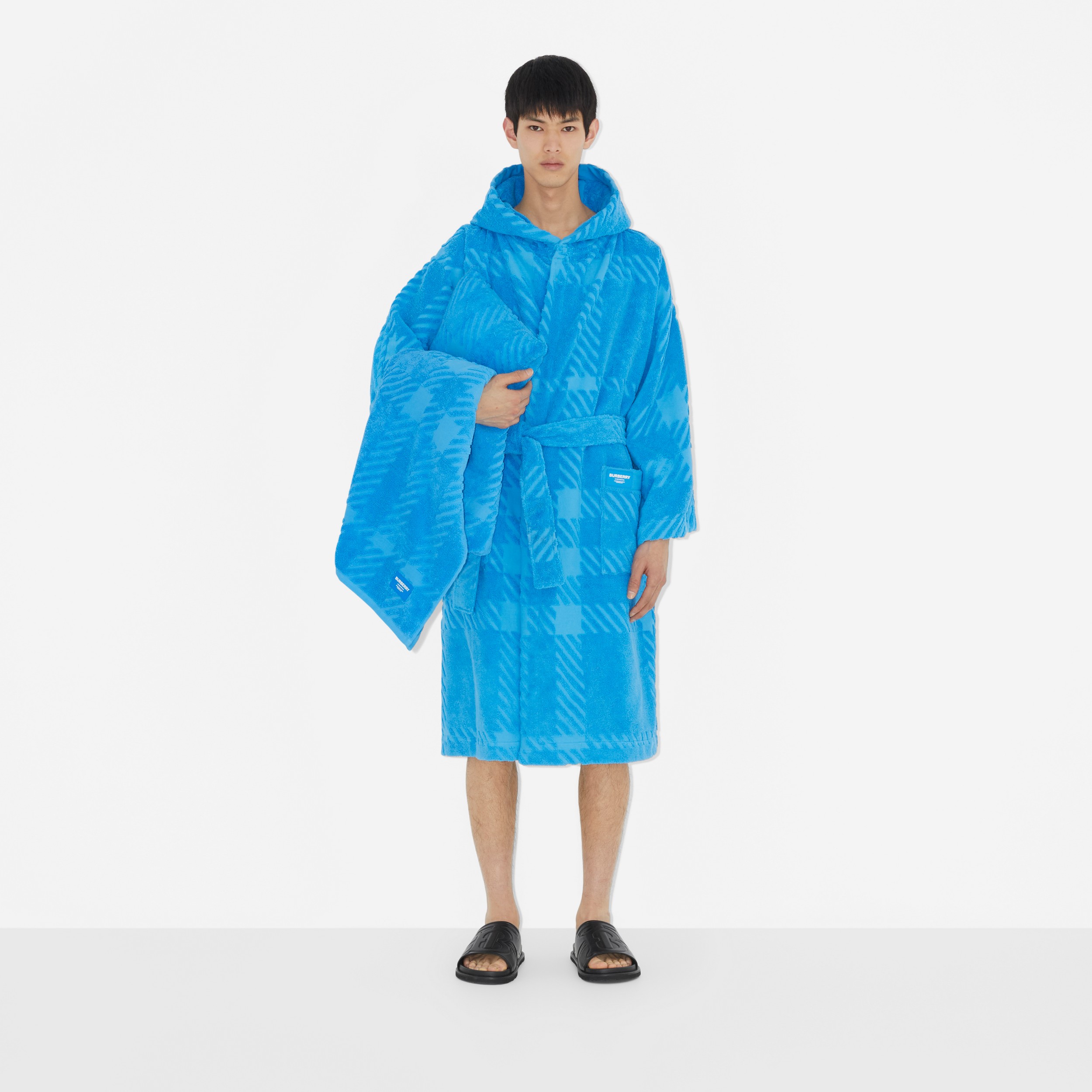 Toalha de algodão Check em jacquard (Azul Vívido) | Burberry® oficial - 4