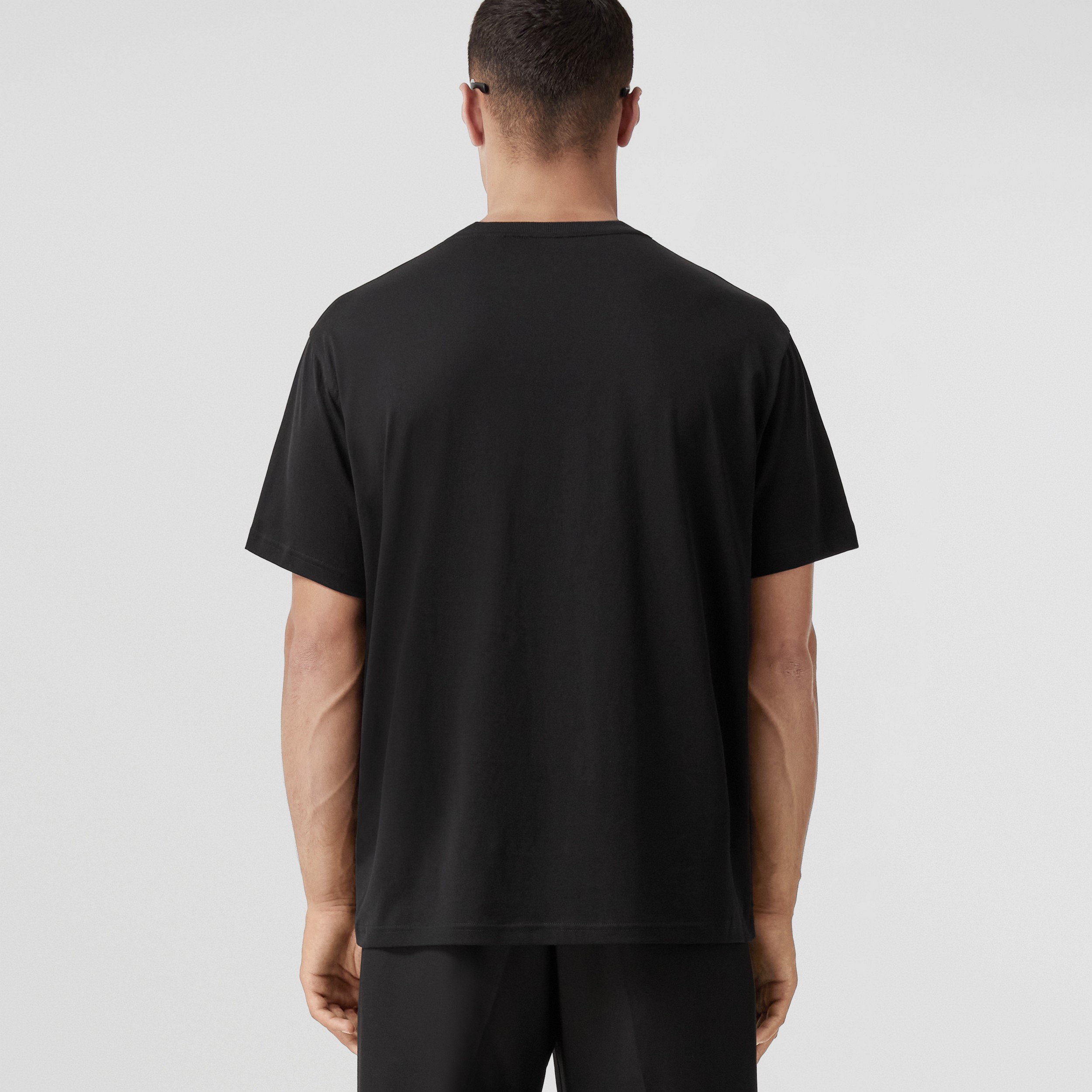 T-shirt en coton à écusson feuille de chêne (Noir) - Homme | Site officiel Burberry® - 3