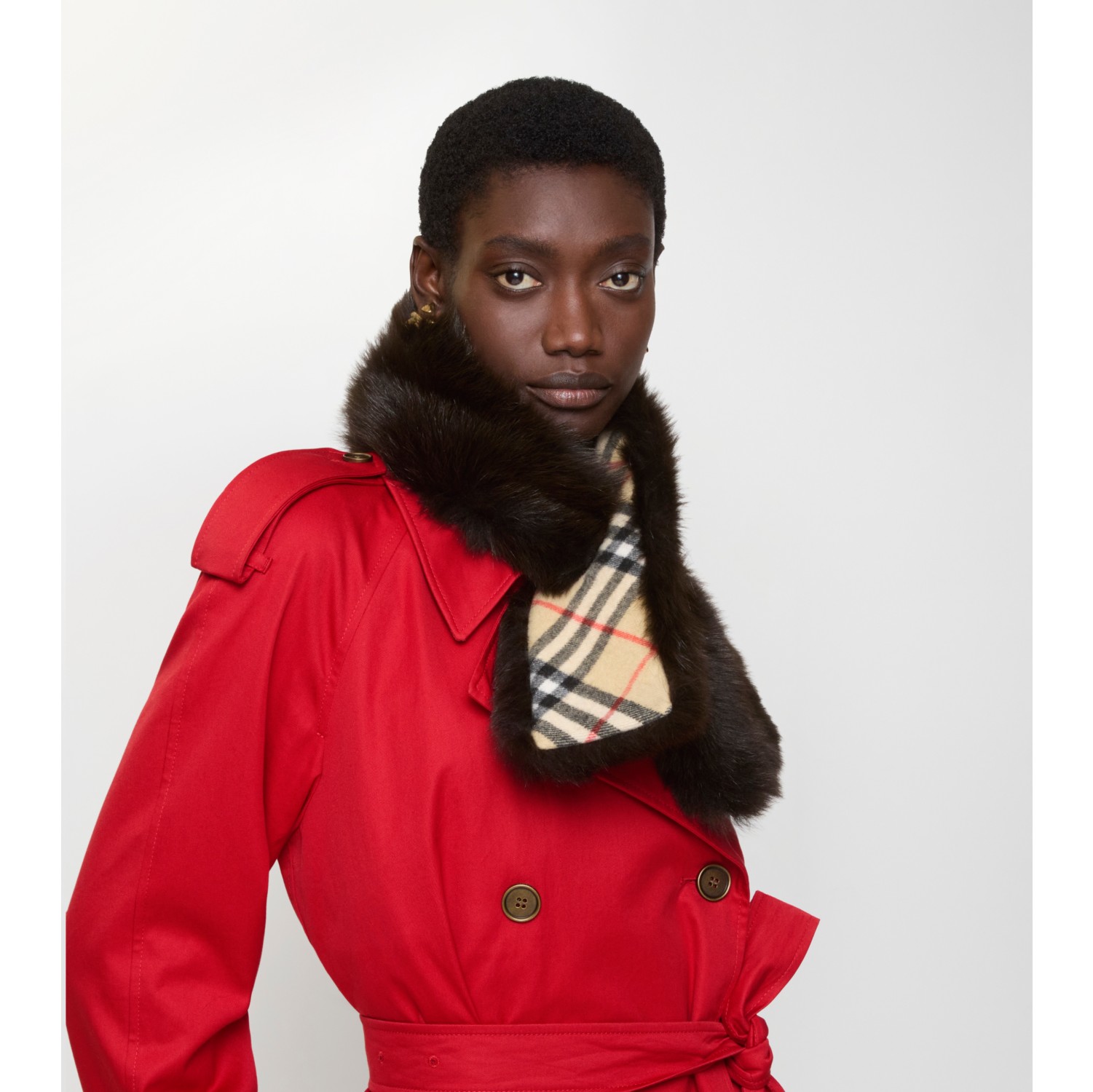 Reversible Shearling Scarf in Sand beige | Burberry® Official