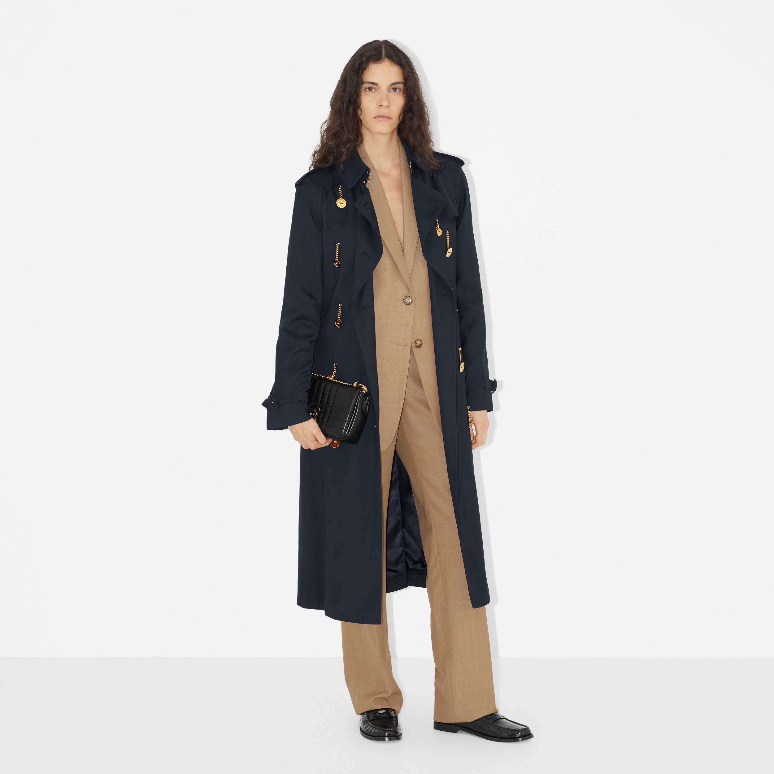 Chain-link Button Viscose Twill Trench Coat in Twilight Navy - Women | Burberry® Official - 2