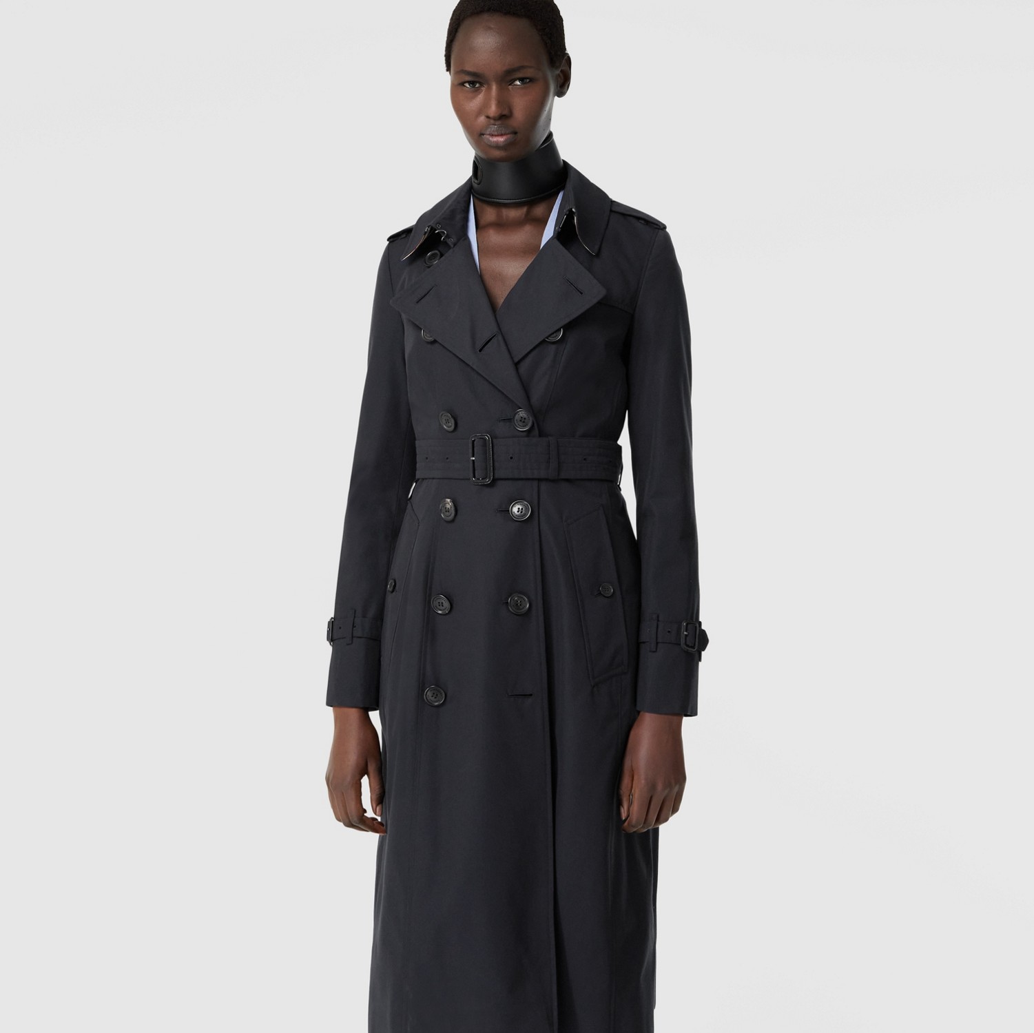 Trench coat Heritage Chelsea largo (Medianoche) - Mujer | Burberry® oficial