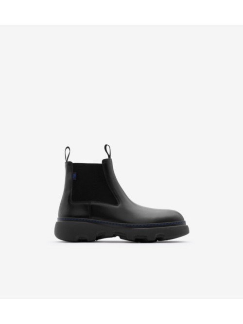 Burberry Leather Creeper Low Chelsea Boots In Black