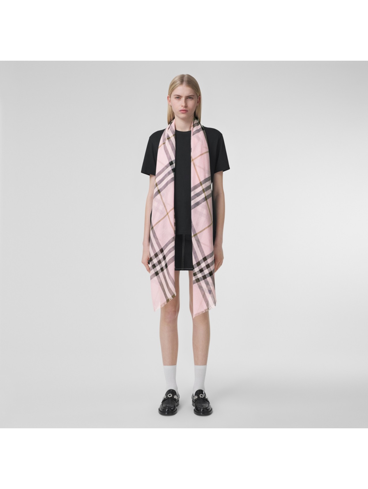 Women’s Scarves Designer Scarves for Women Burberry® Official