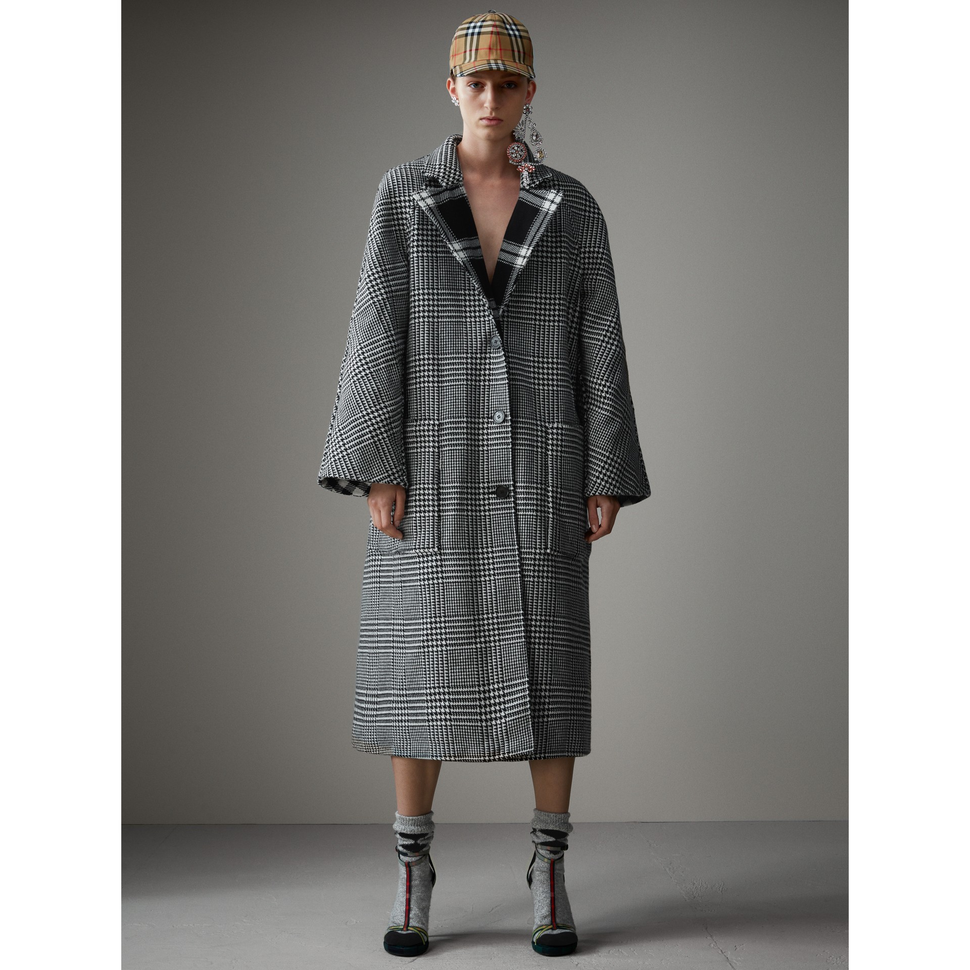 Reversible Multi-check Wool Cashmere Coat in Black/white - Women ...