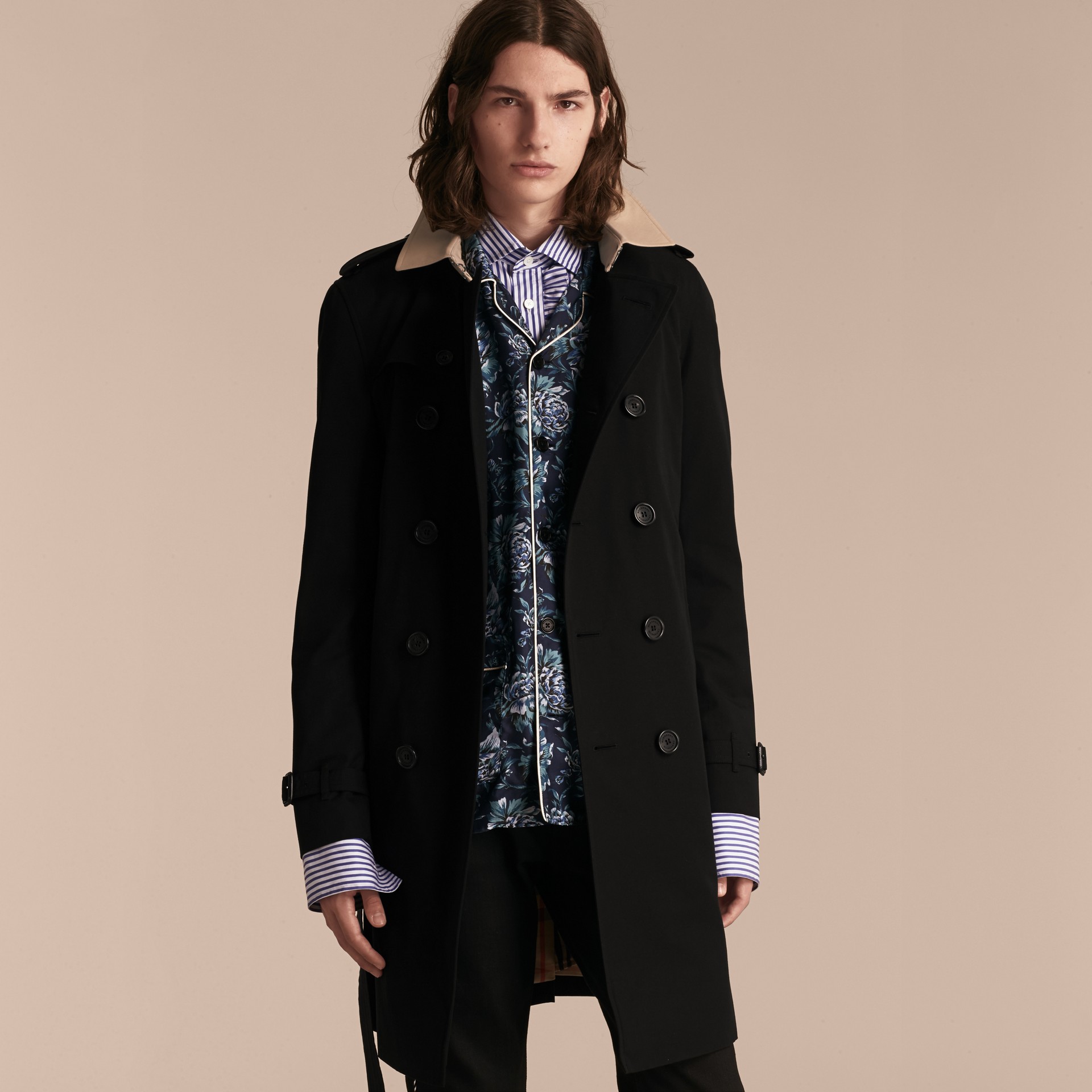 Contrast-collar Cotton Gabardine Trench Coat in Black - Men | Burberry ...