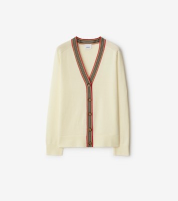 18045325-43D7-440F-AEA0-