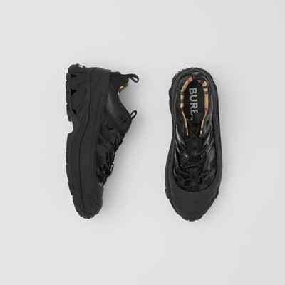 burberry black arthur