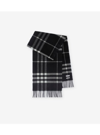 BURBERRY シルト チェック カメラ ハック 8091884C1170 SNUG 18CC8E28-0EC2-4A6B-B3C5-