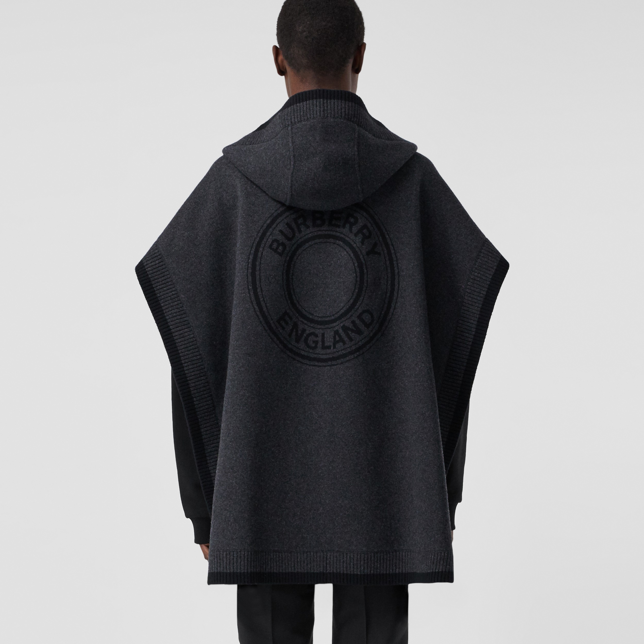 BURBERRYバーバリー　ロゴグラフィック　ウールカシミア　フーデッドケープ BURBERRYバーバリーロゴグラフィックウールカシミアフーデッドケープ