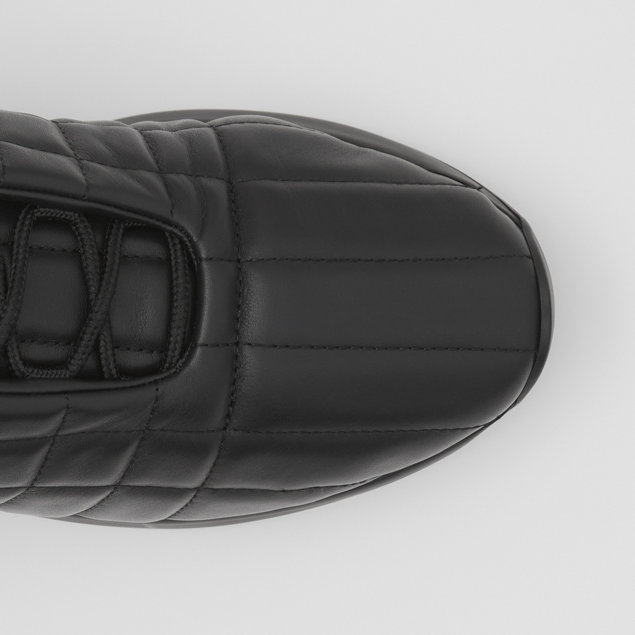 Zapatillas deportivas Classic en piel acolchada (Negro) | Burberry® oficial - 2
