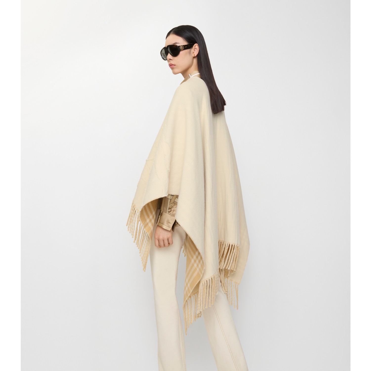 Fil-Coupé-Wollcape mit EKD-Motiv