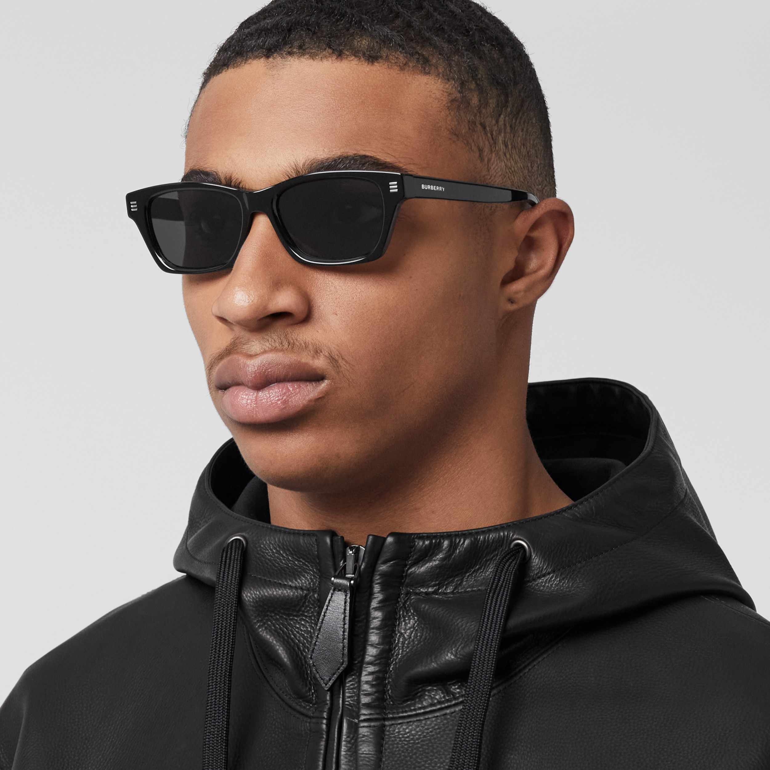 Logo Detail Rectangular Frame Sunglasses in Black Men Burberry