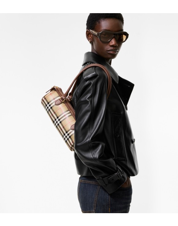 ウィメンズ デザイナー ショルダーバッグ | Burberry® 公式サイト