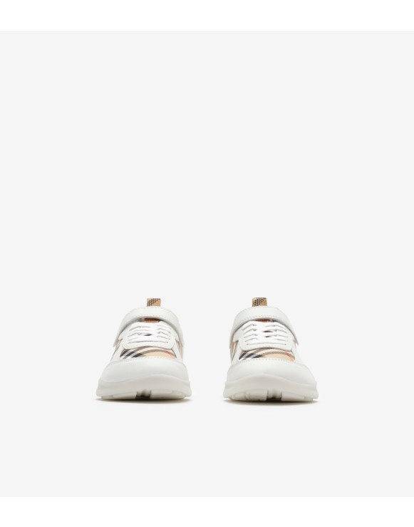 ボーイズ デザイナー シューズ＆アクセサリー | Burberry® 公式サイト