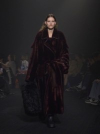 AW23 Look 10
