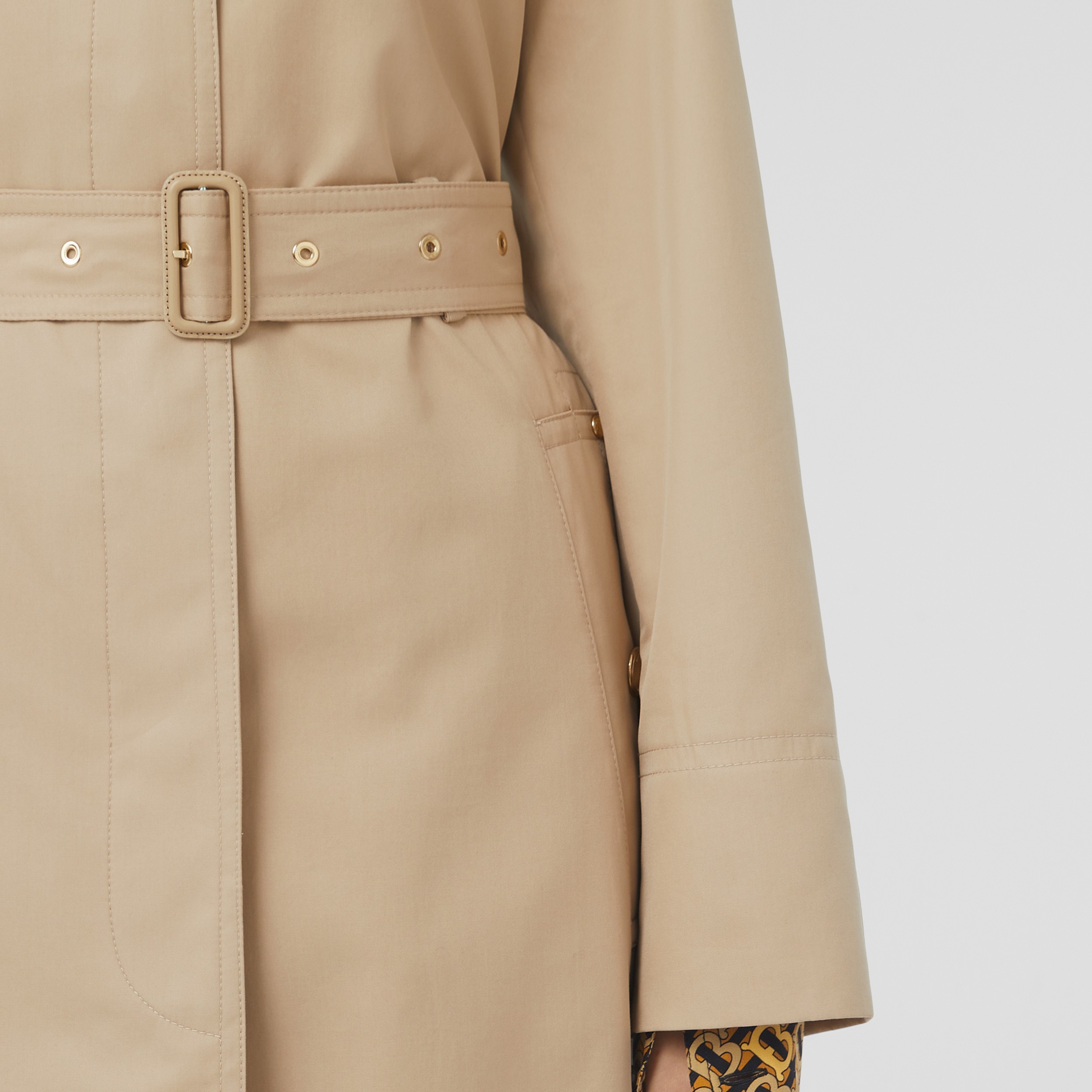 Tiger Print-lined Cotton Gabardine Belted Car Coat in Soft Fawn - Women | Burberry® Official - 2