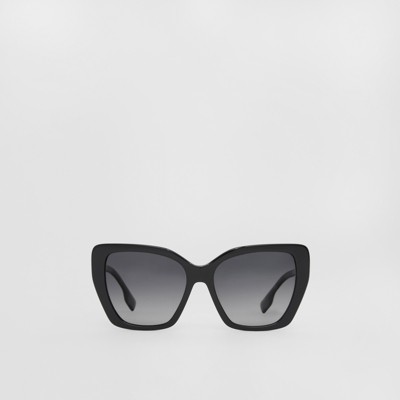 Check Cat-eye Frame Sunglasses in Black 