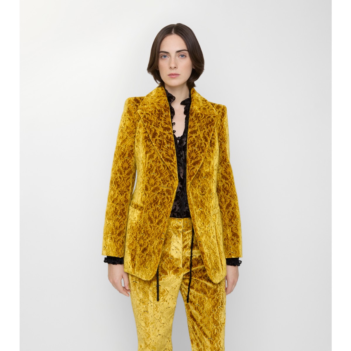  Baroque Velvet Blazer