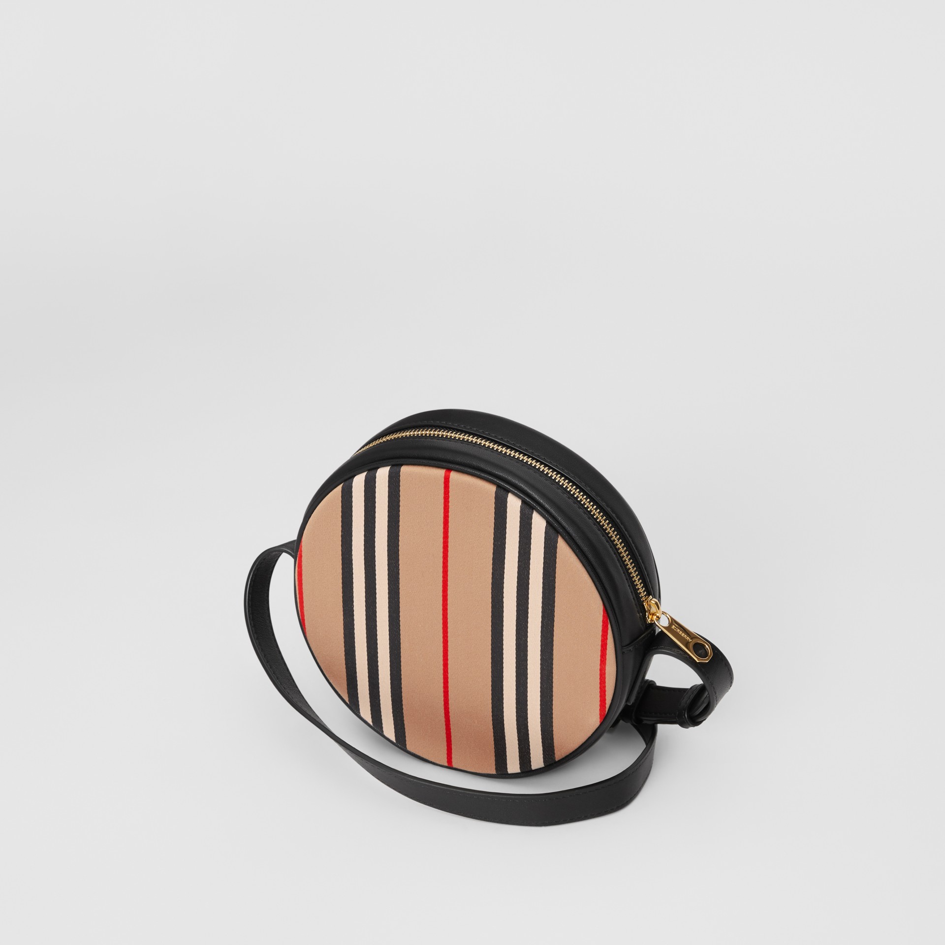 oneida ceramic teapot