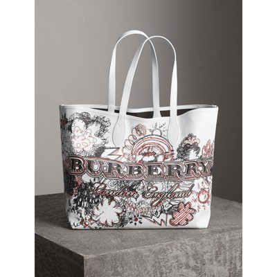 burberry tote bag white