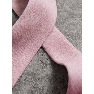 burberry tie pink