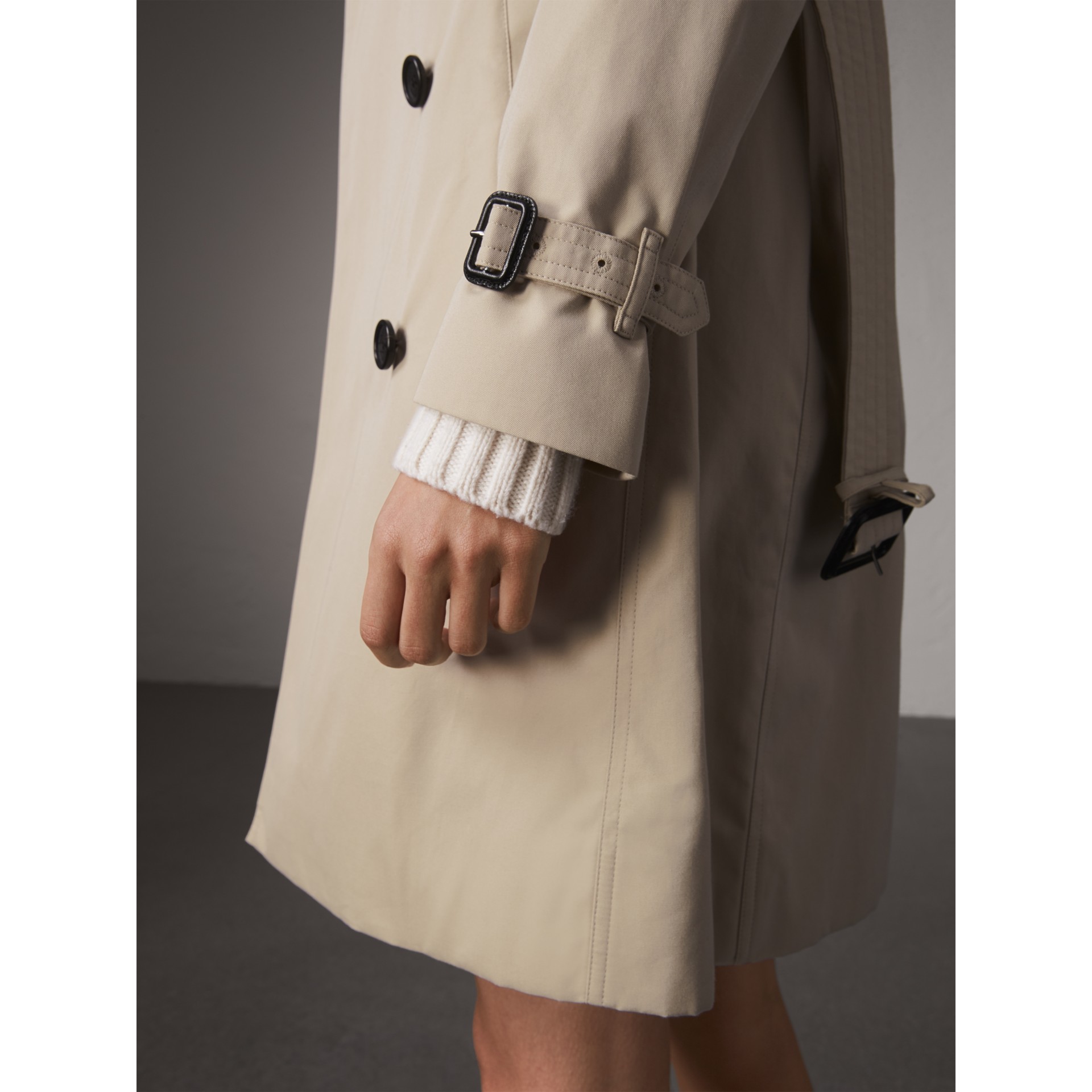 The Kensington Long Trench Coat in Stone Women Burberry United States