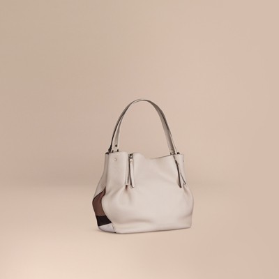 white burberry tote