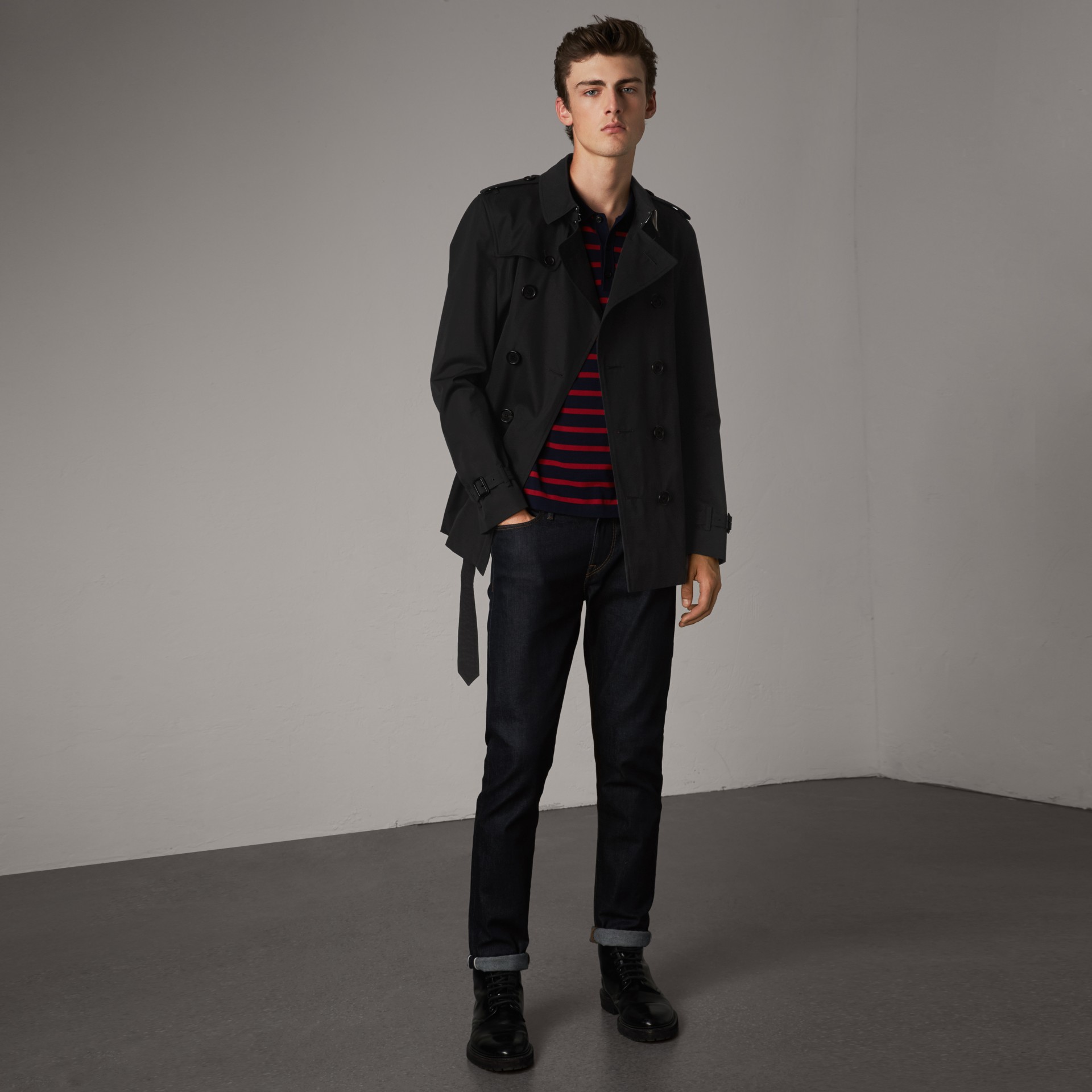 The Chelsea – Short Trench Coat in Black - Men | Burberry United States