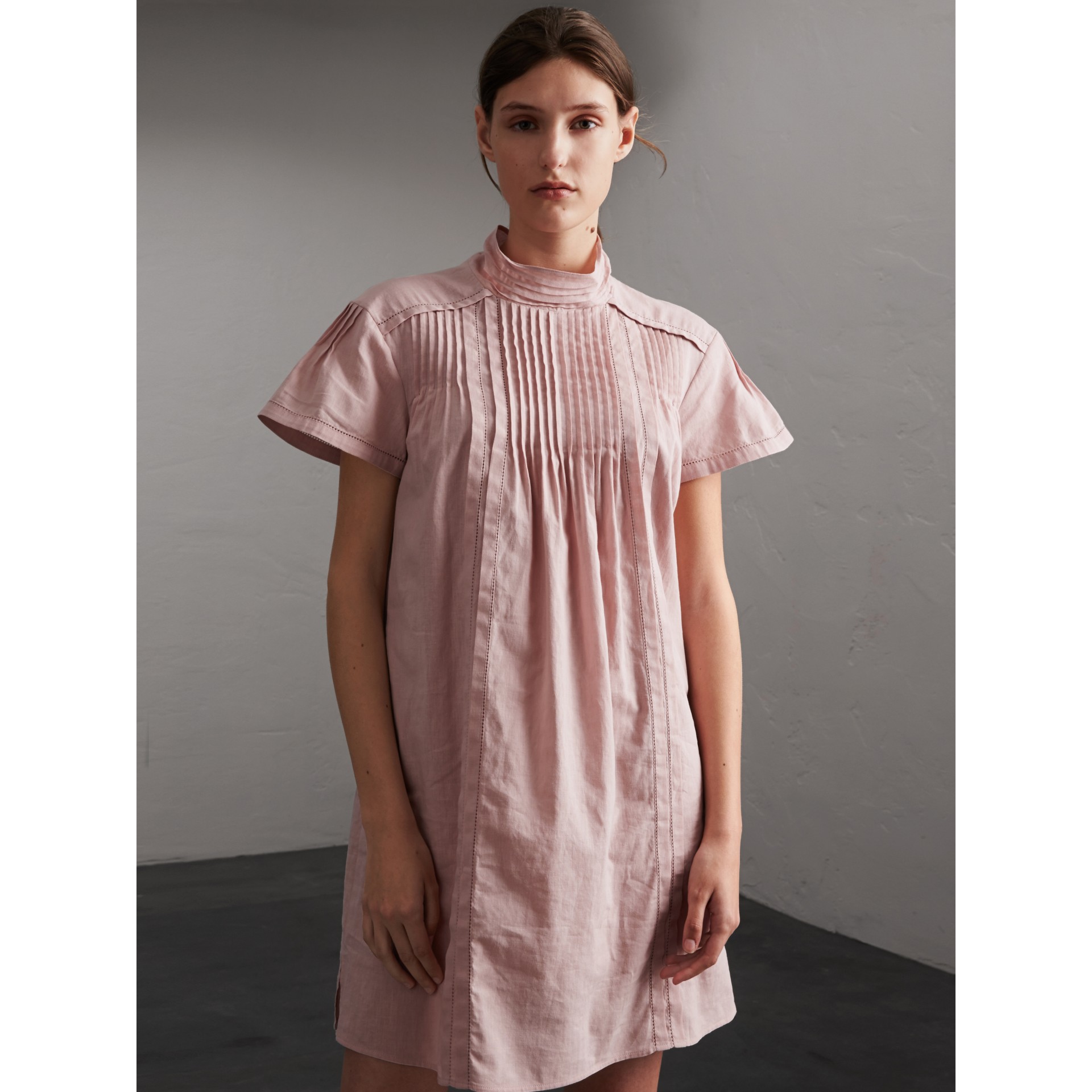 Pintuck Pleated Linen Cotton Dress in Thistle Pink Women Burberry