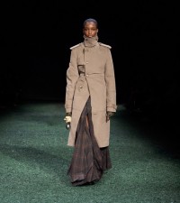 Model in Cotton blend moleskin trench coat in mink