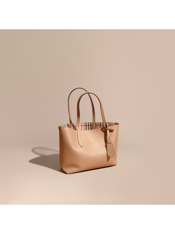 Shoulder Bags for Women | Burberry