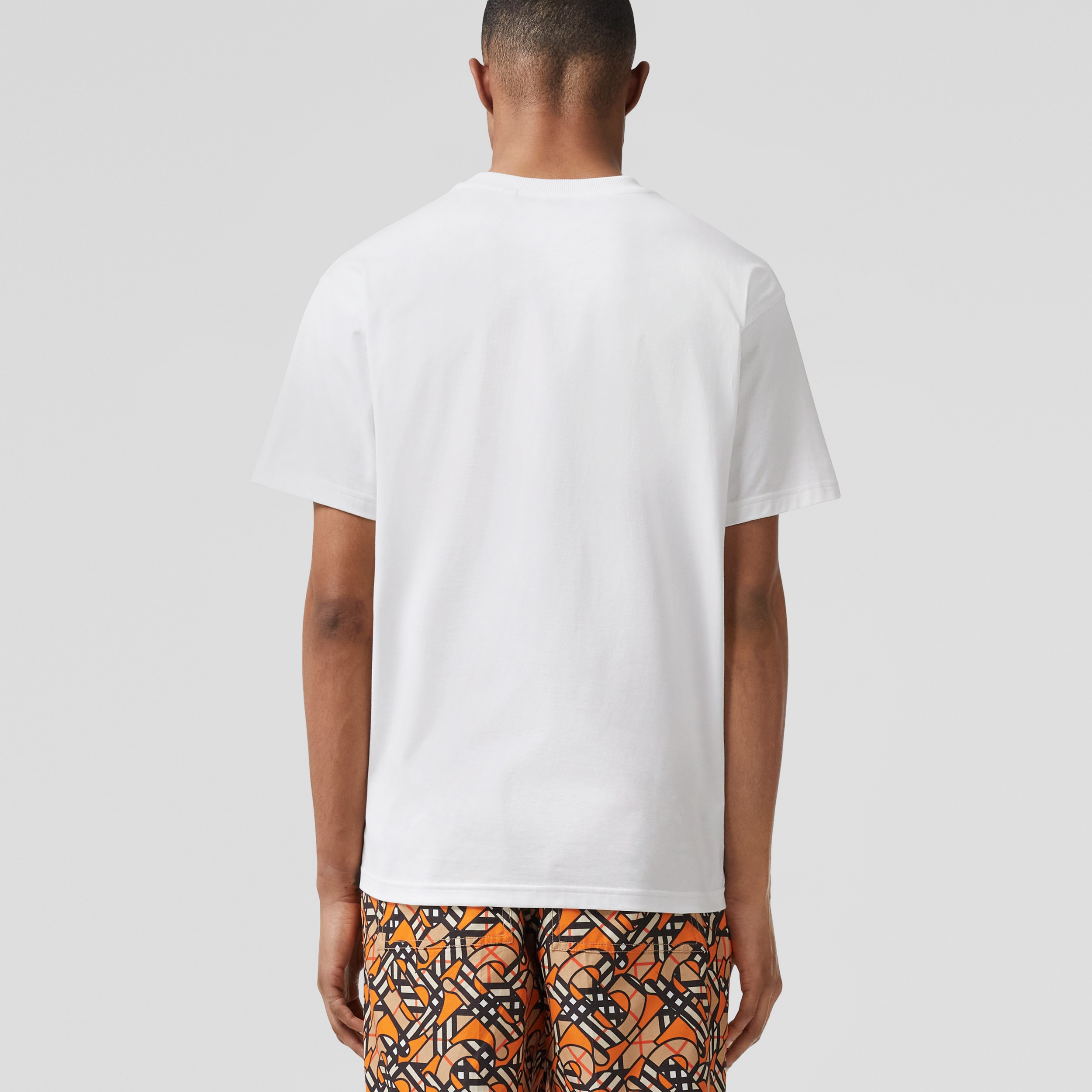 ロゴアップリケ コットン オーバーサイズTシャツ (ホワイト) - メンズ | Burberry®公式サイト