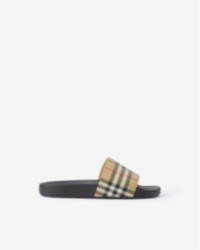 Chinelos Check em bege clássico