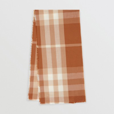 price of a burberry scarf