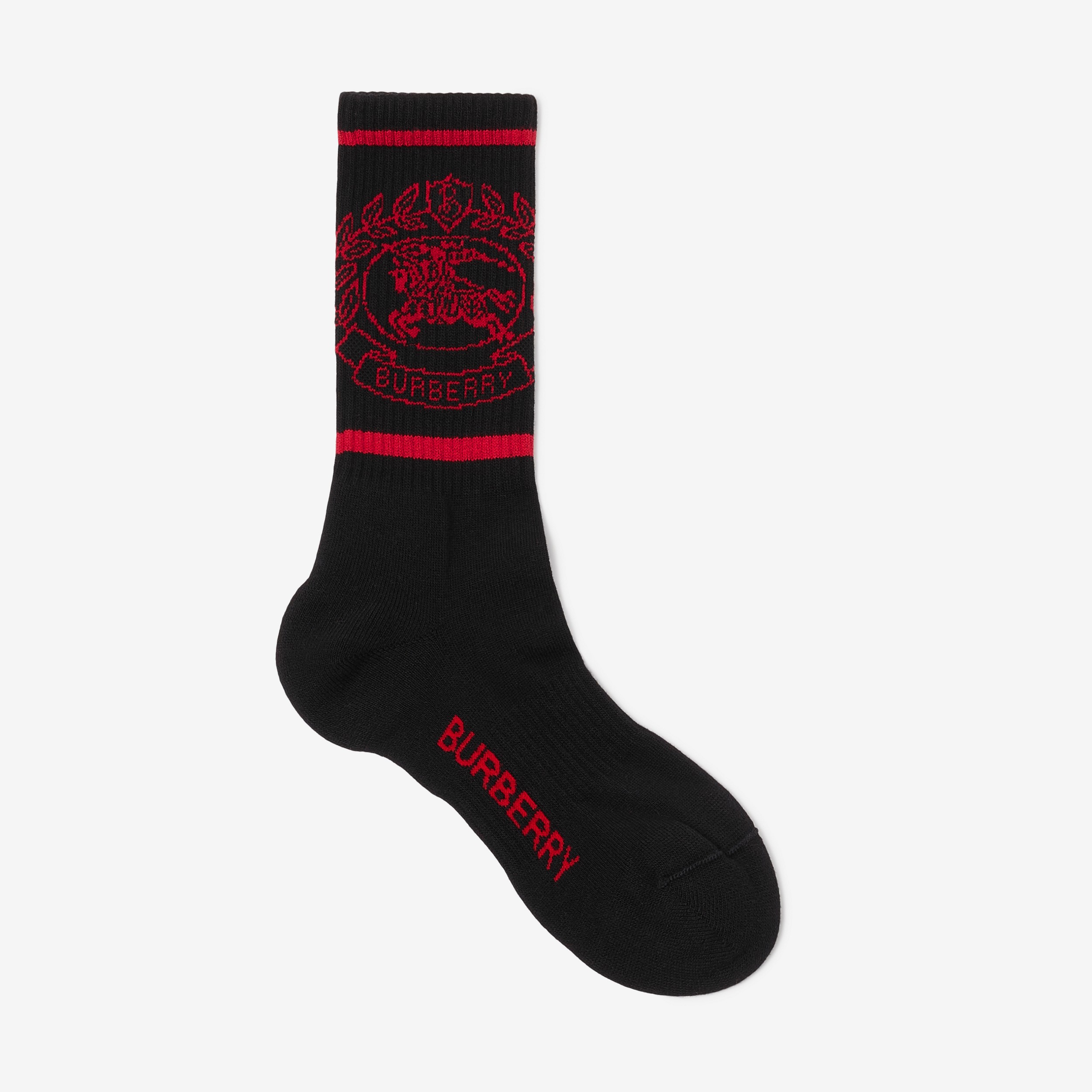 Jacquard-gewebte Socken aus technischer Stretchbaumwolle mit Ritteremblem (Schwarz/rot) | Burberry® - 1