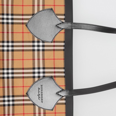 bolso burberry reversible