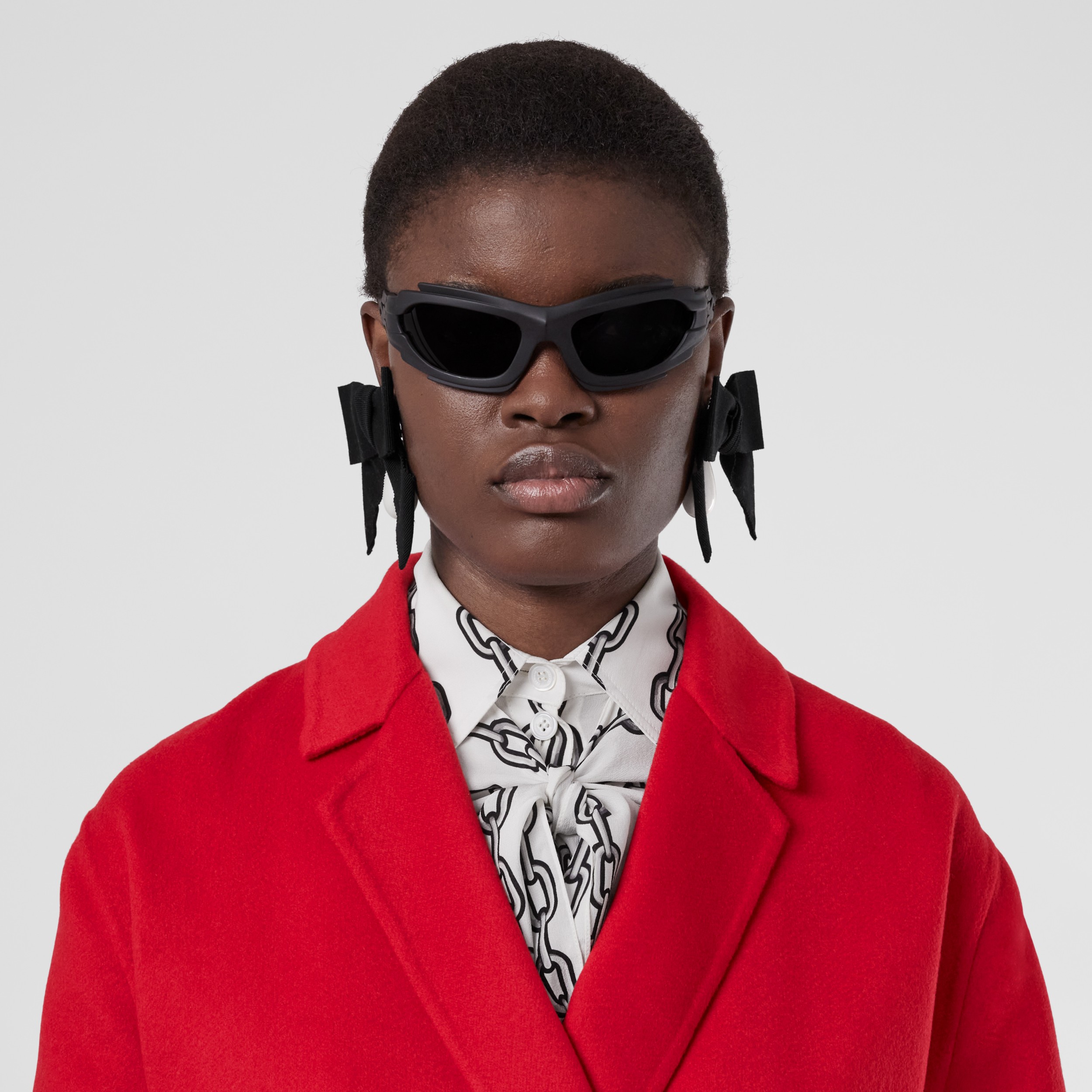 Double-faced Cashmere Coat in Bright Red - Women | Burberry® Official - 2