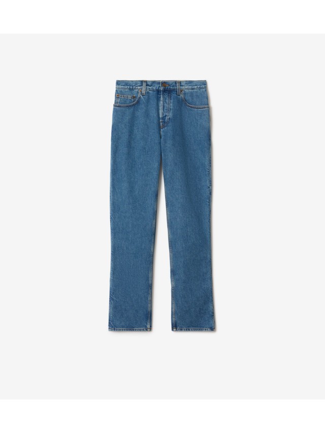 24D25A6A-97D1-4027-9DC1-