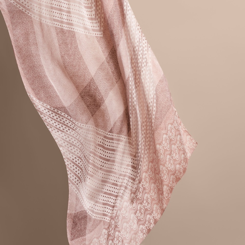 灰玫瑰色 花卉蕾丝拼格纹丝巾 产品图片31