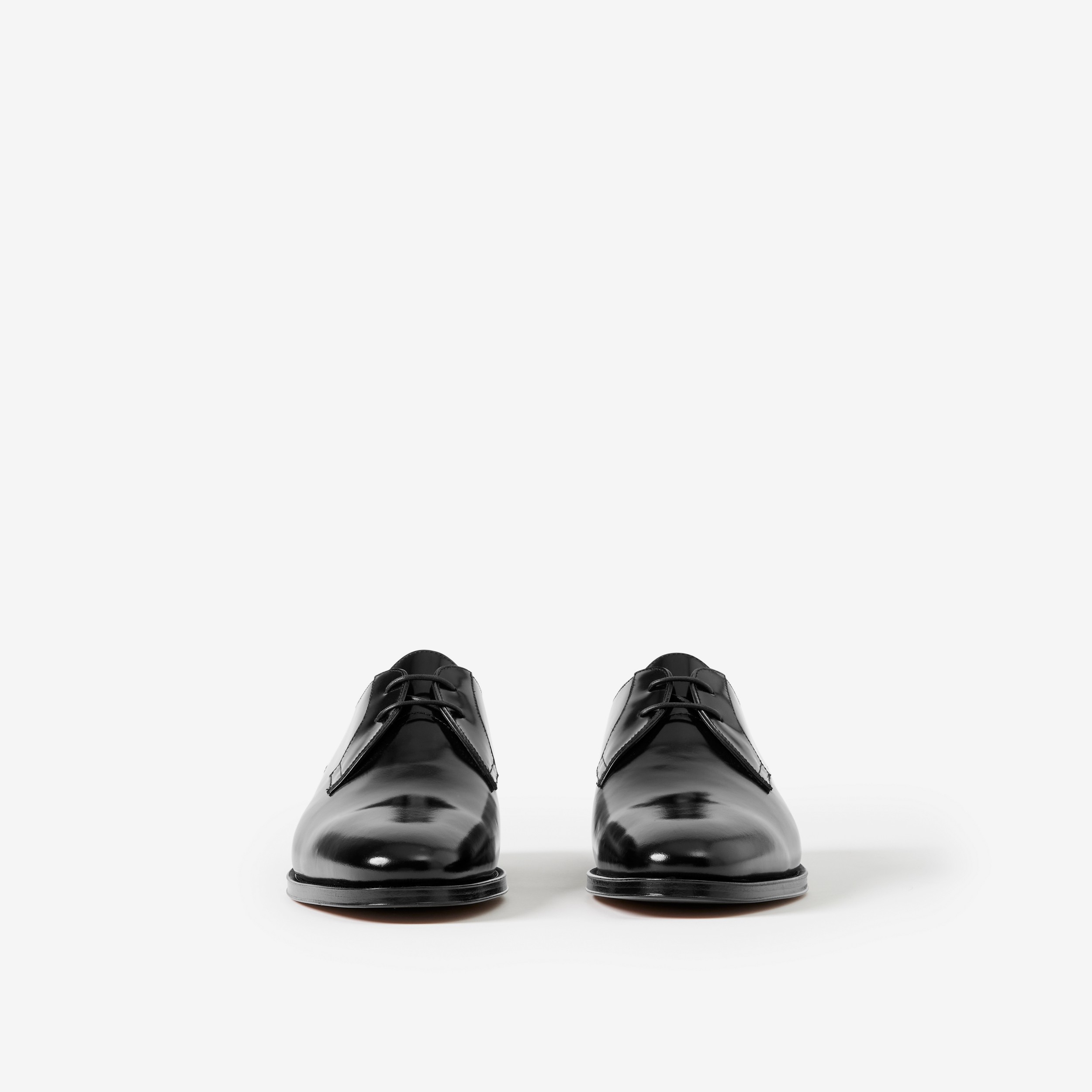 Sapatos Derby de couro envernizado (Preto) - Homens | Burberry® oficial - 2